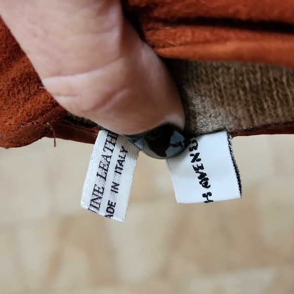 Saks Fifth Avenue Rust Fine Leather Gloves - Picture 7 of 9